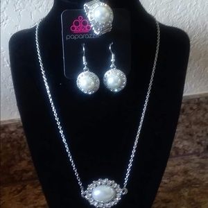 Diamonds n Pearls